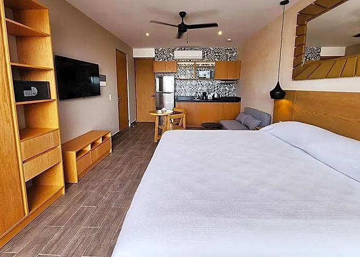 Hotel Sofia Boutique By Bunik 3*